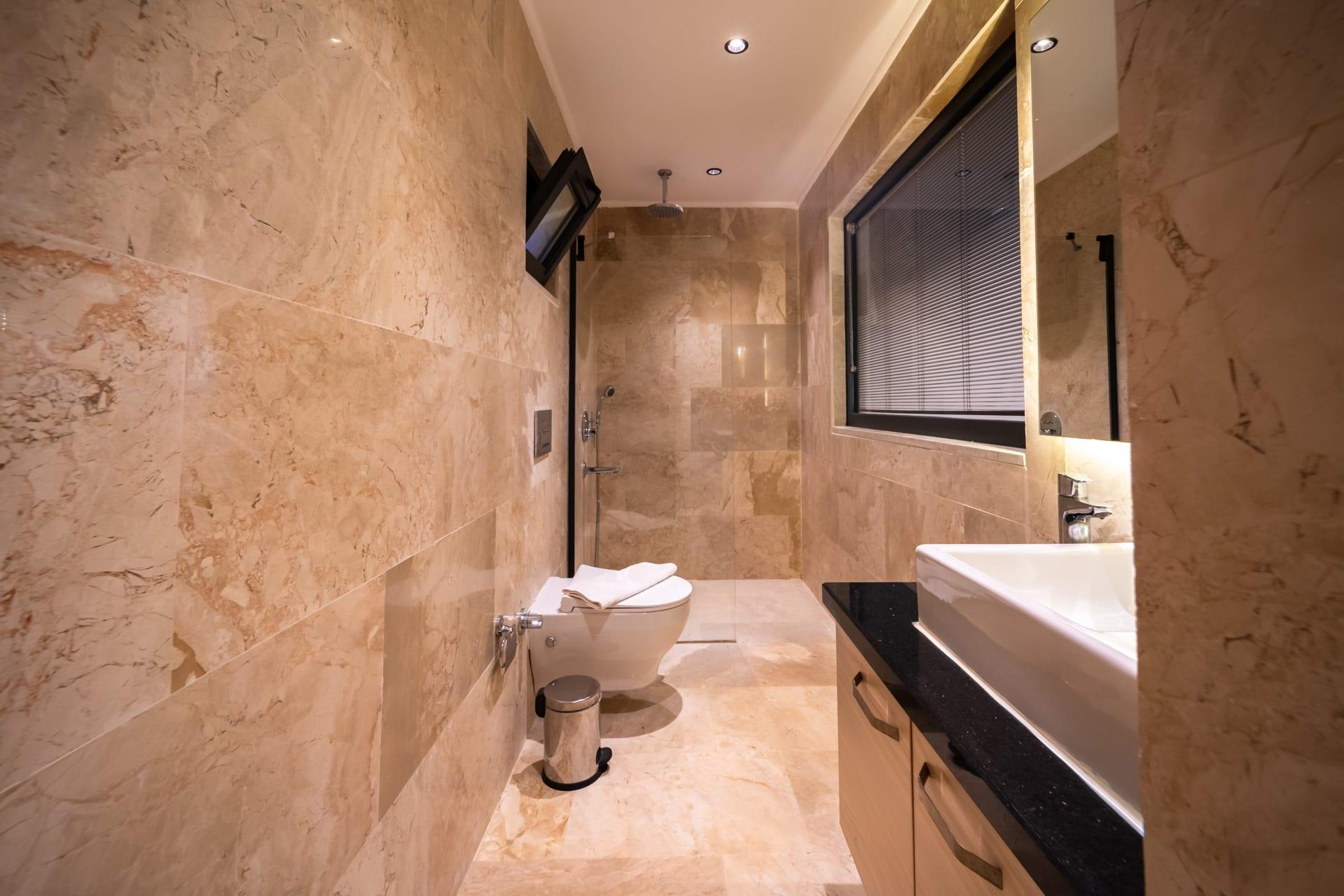 Doğal taş kaplama banyo
